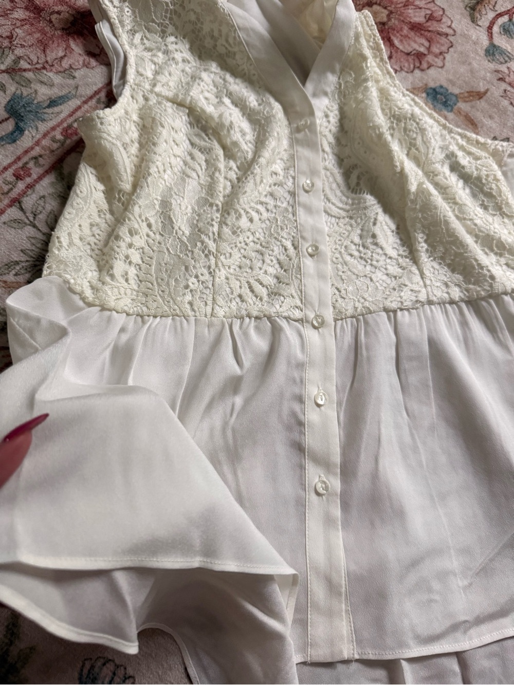Studio Y Ivory Lace & Chiffon Sleeveless Peplum Top - Picture 4 of 4